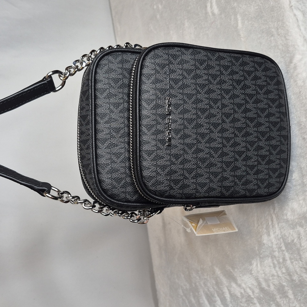 Michael Kors Jet Set Travel Black Chain Crossbody Bag (UNISEX) - Picture 11 of 16